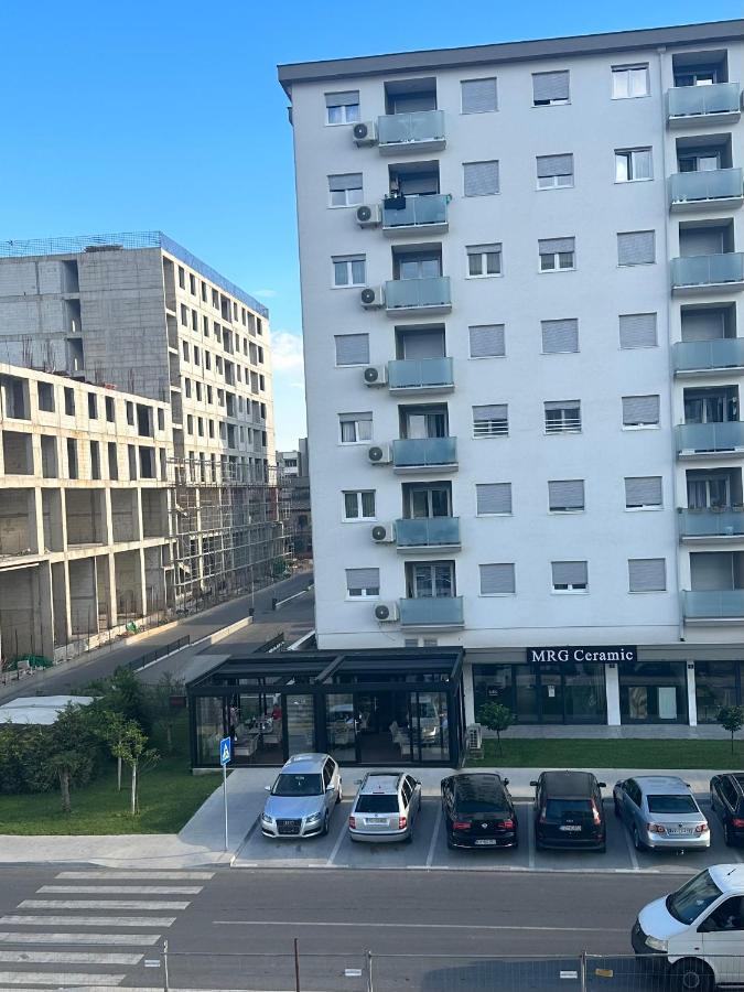 Luxury Apartments D&B Podgorica Exterior photo