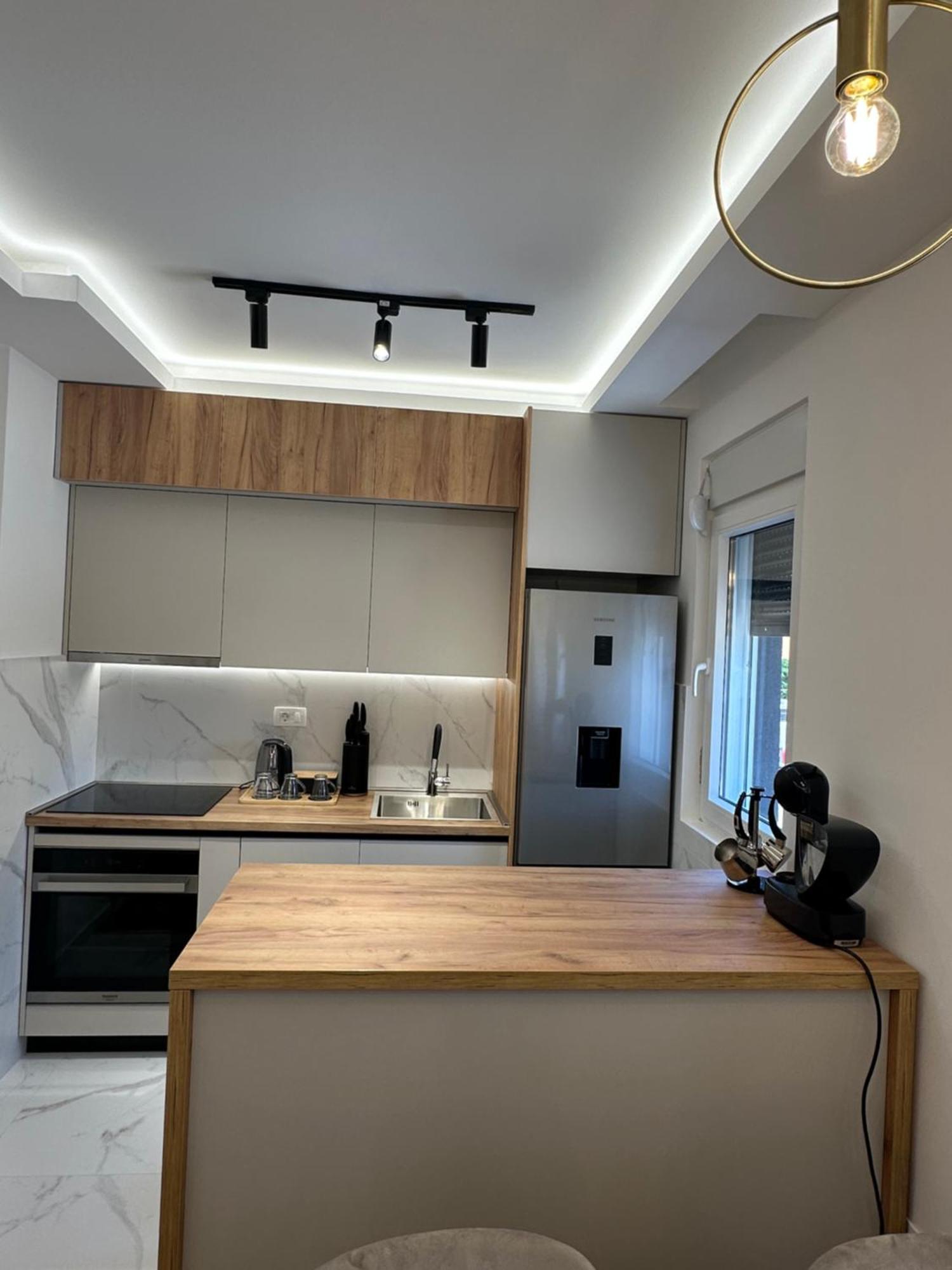 Luxury Apartments D&B Podgorica Exterior photo