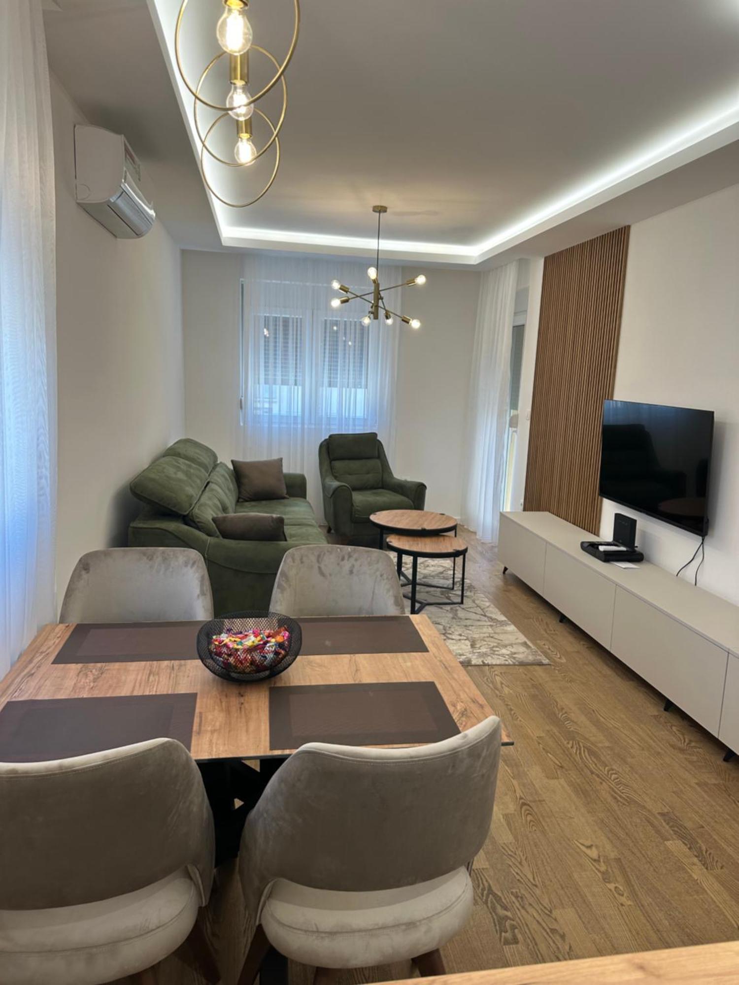 Luxury Apartments D&B Podgorica Exterior photo